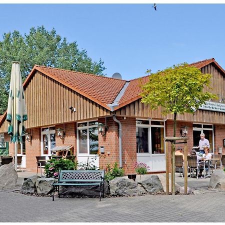 Gaestehaus Lietzow & Stoertebeker Camp Buitenkant foto